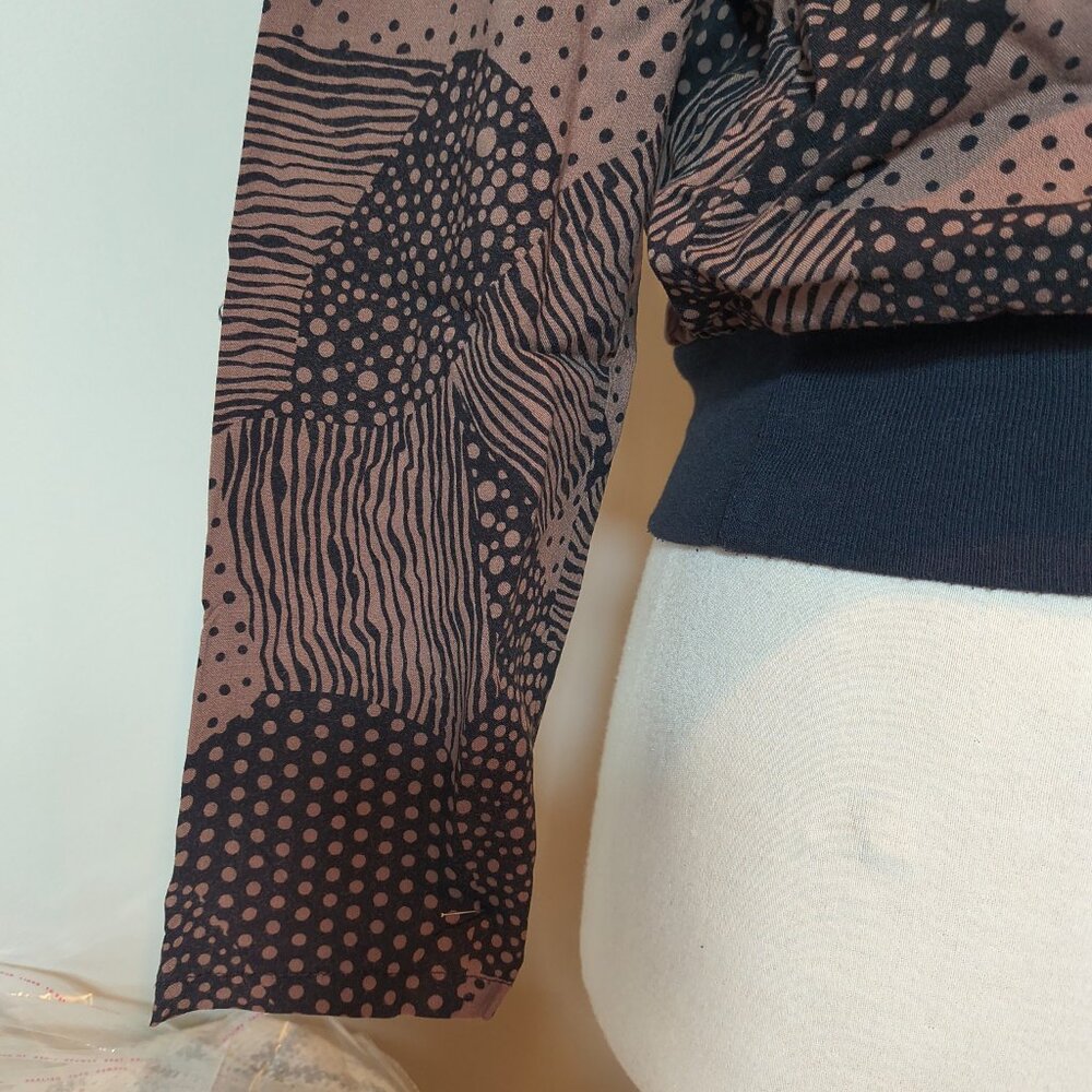 Abstract Long Sleeve Top - Picture 4 of 5